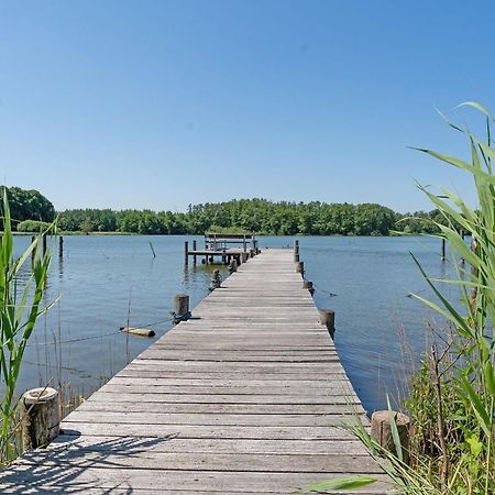 Haus Schwanensee Maritimes Ferienappartement Am Ploener See Bosau エクステリア 写真